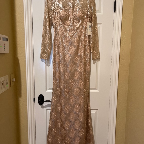 Eliza J mother of the bride or groom dress - Picture 1 of 6